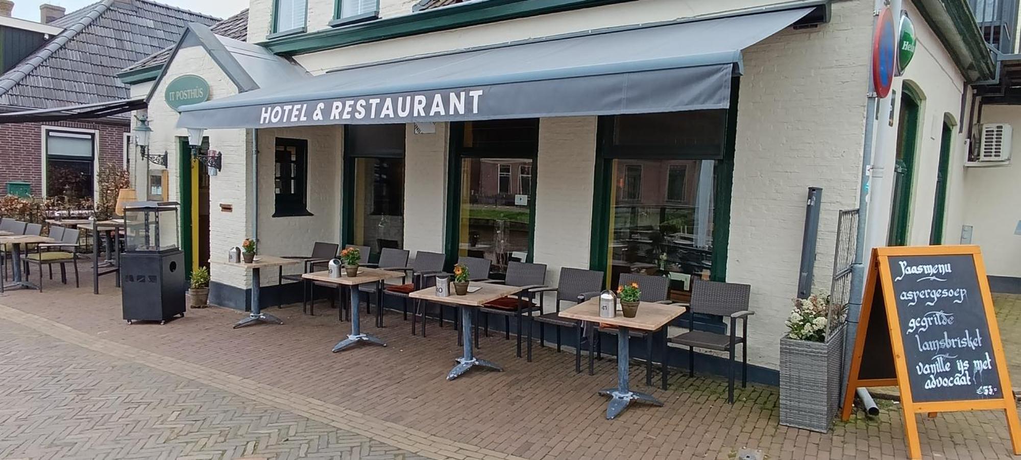 Hotel Restaurant It Posthus Birdaard Exterior photo
